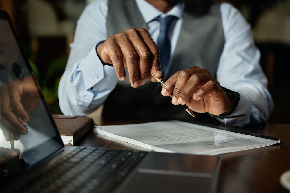 Contrat de travail en CDI : quelles sont les règles en matière de congé de maternité ?