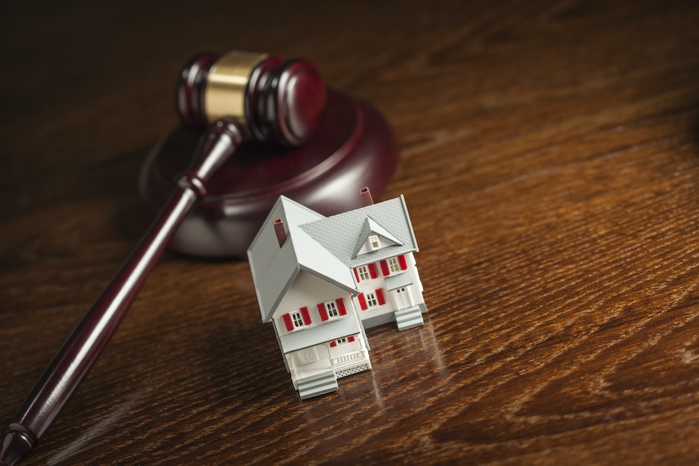 Comprendre l'expulsion du logement : un guide juridique détaillé