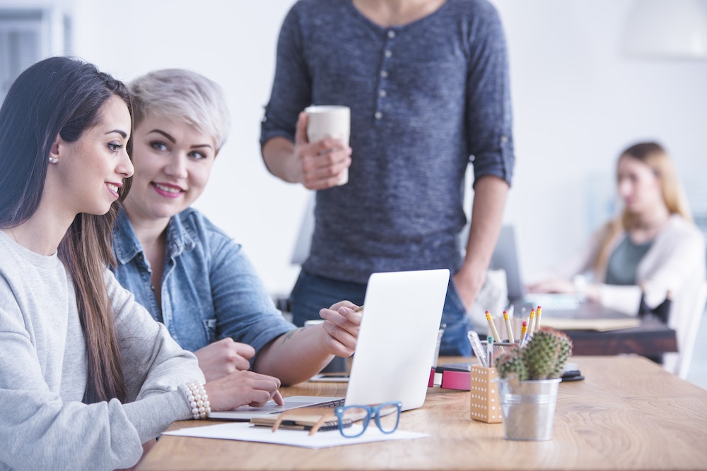 Naviguer dans le labyrinthe des réglementations légales sur la publicité : conseils d'expert