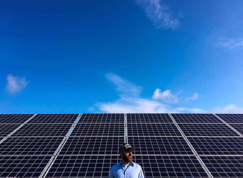 Autorisation pour mettre des panneaux solaires : les démarches juridiques à connaître